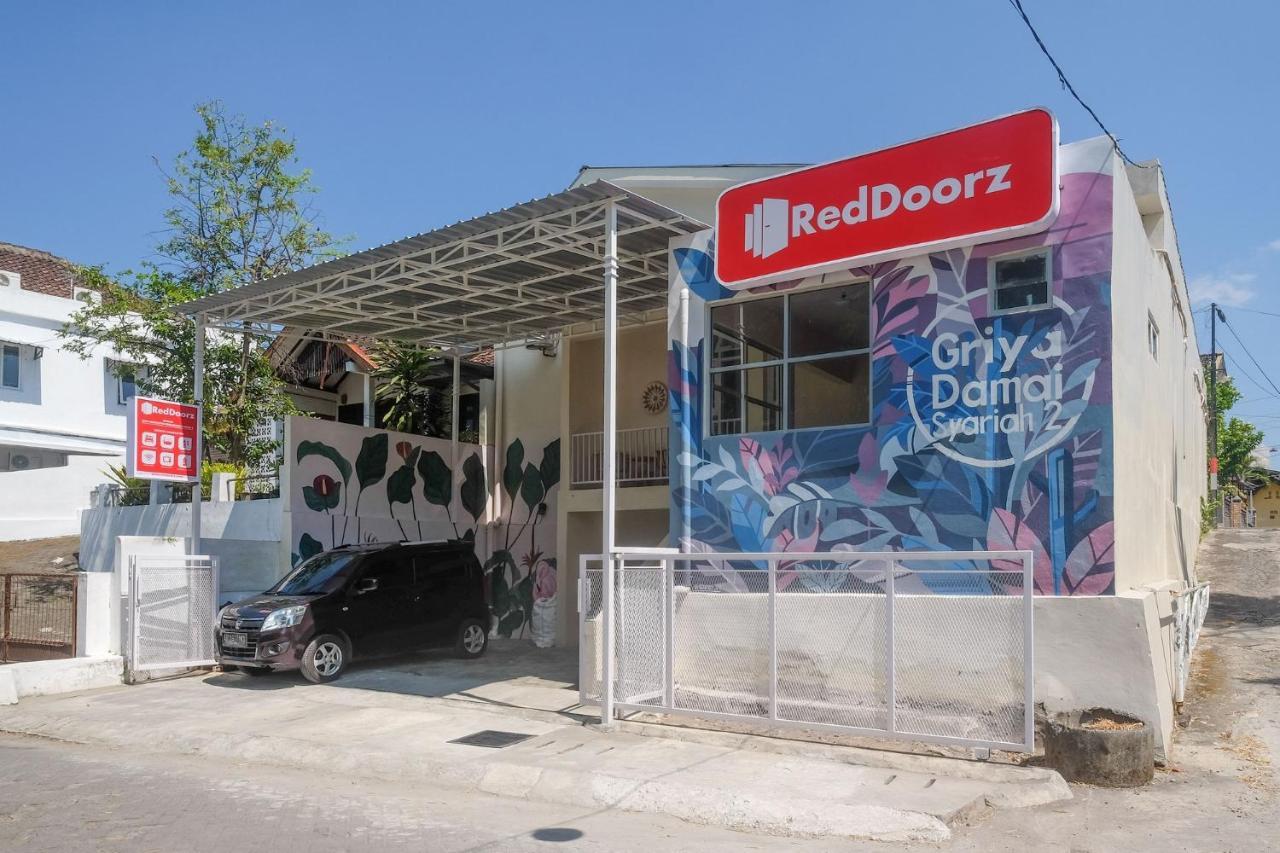 Reddoorz Syariah Near Universitas Mercu Buana Kampus 2 Yogyakarta Kejayan Εξωτερικό φωτογραφία